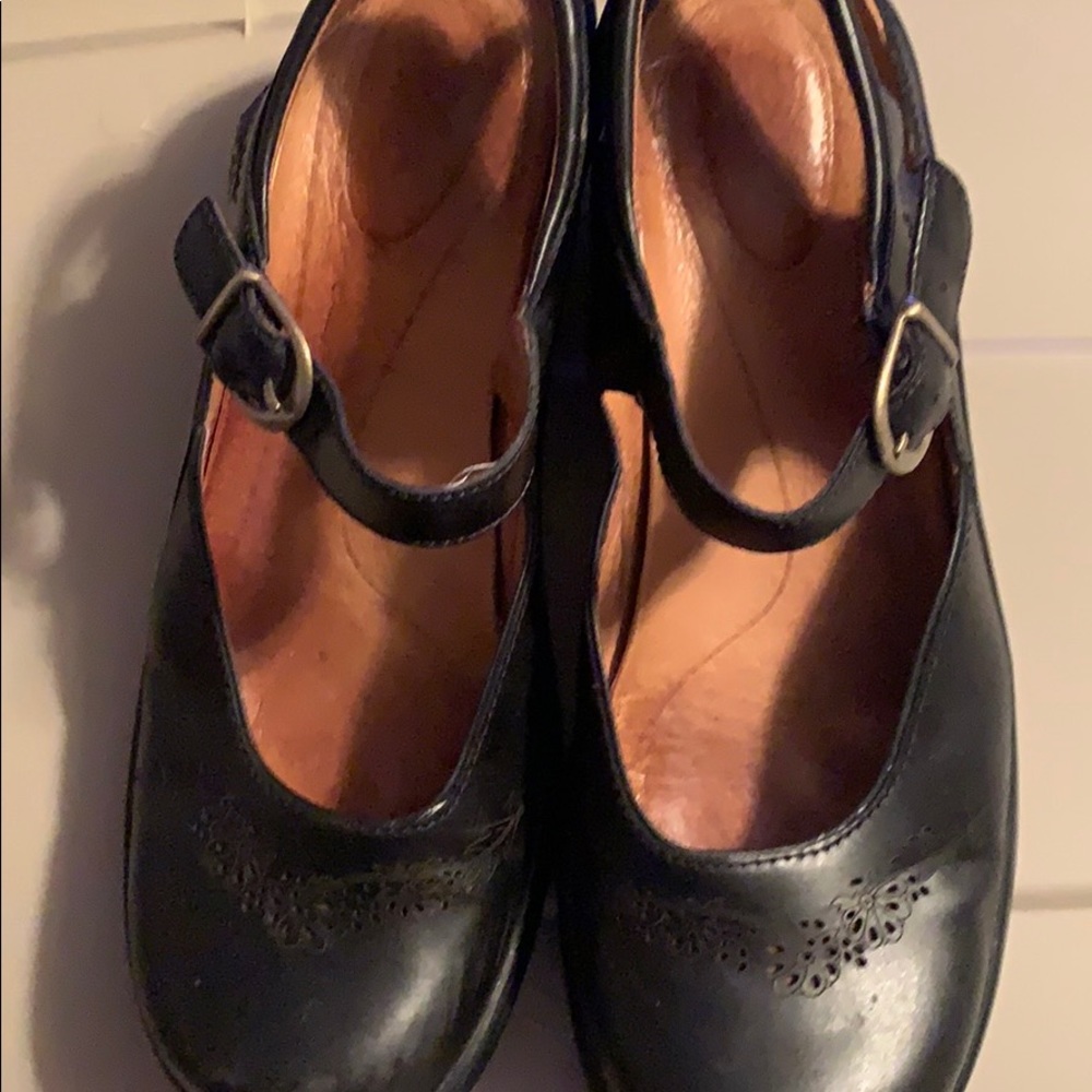 Black leather Laguna Ariat shoes